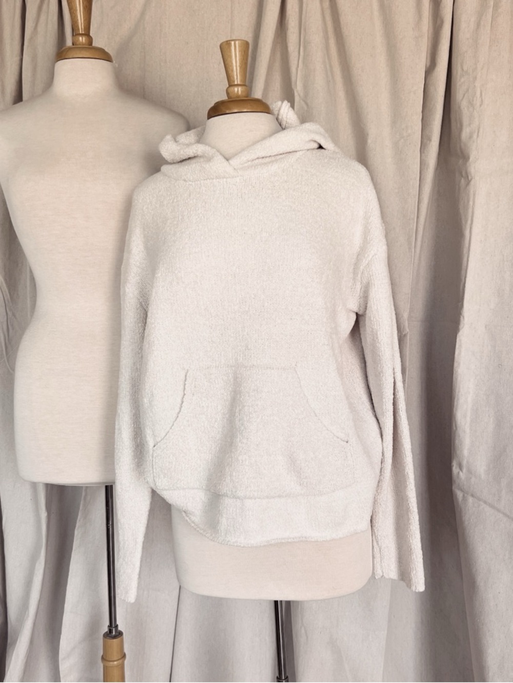 Barefoot Dreams Oatmeal Pullover Hoodie - Picture 5 of 9